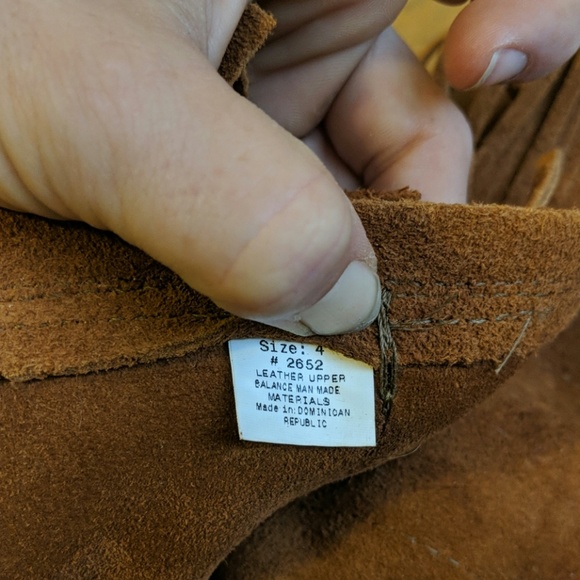 Minnetonka triple fringe boots - Picture 5 of 8